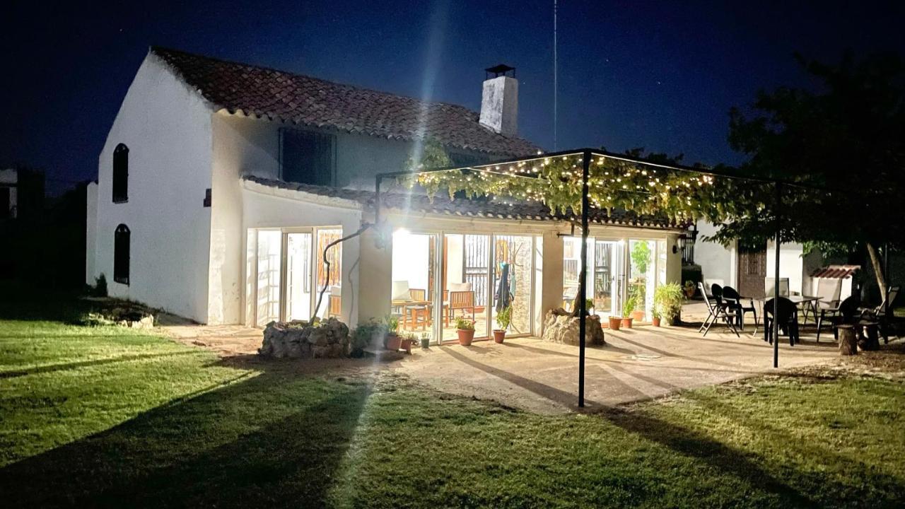 Los Manantiales Casa Rural Алкарас Екстериор снимка